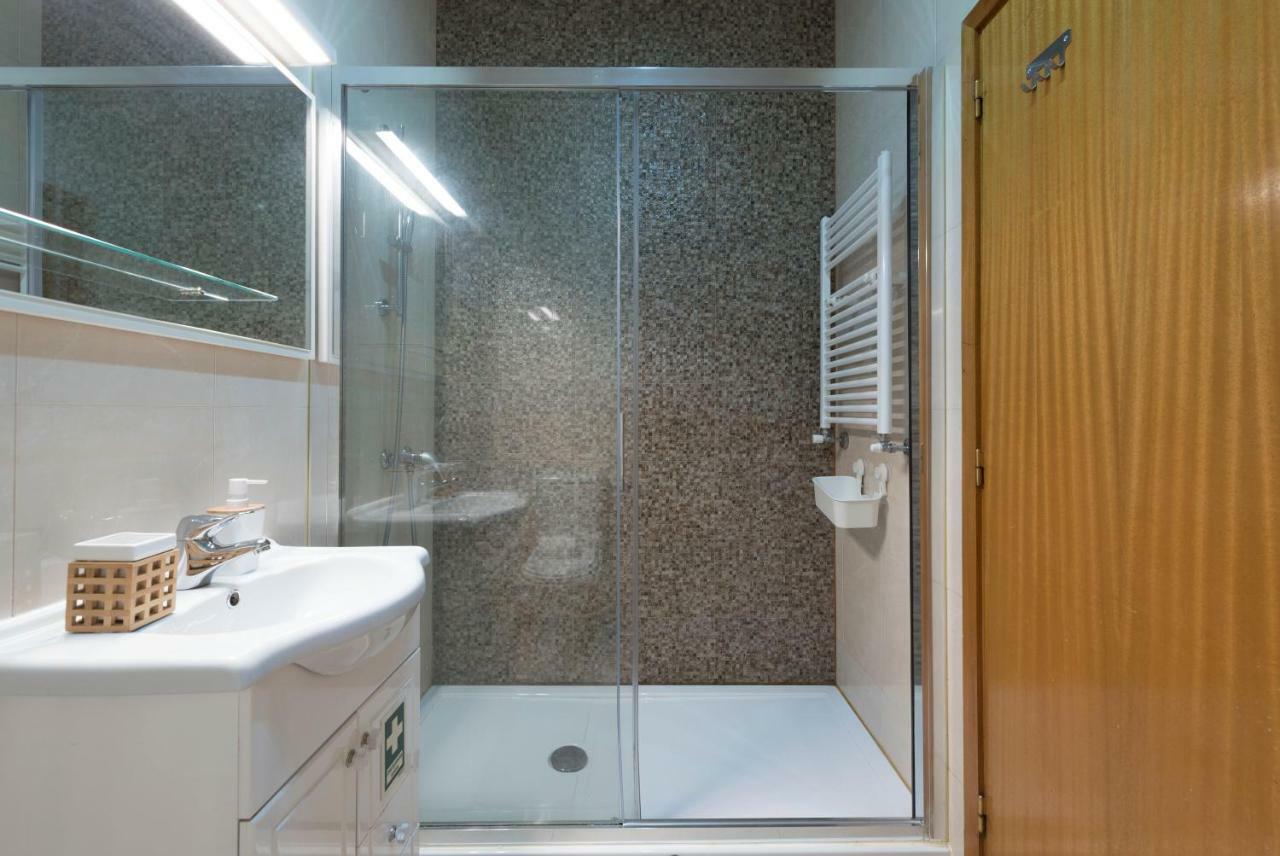 Lovelystay - The Porto Getaway W/ Free Parking ภายนอก รูปภาพ